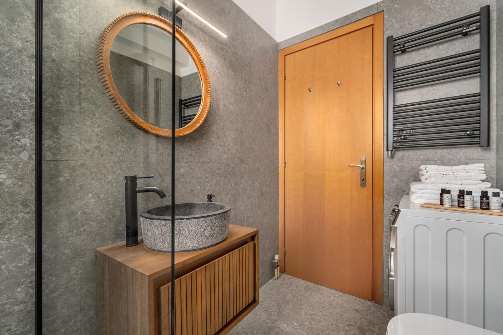 Luxurious Coastal Retreat In Central Glyfada Афіни Екстер'єр фото