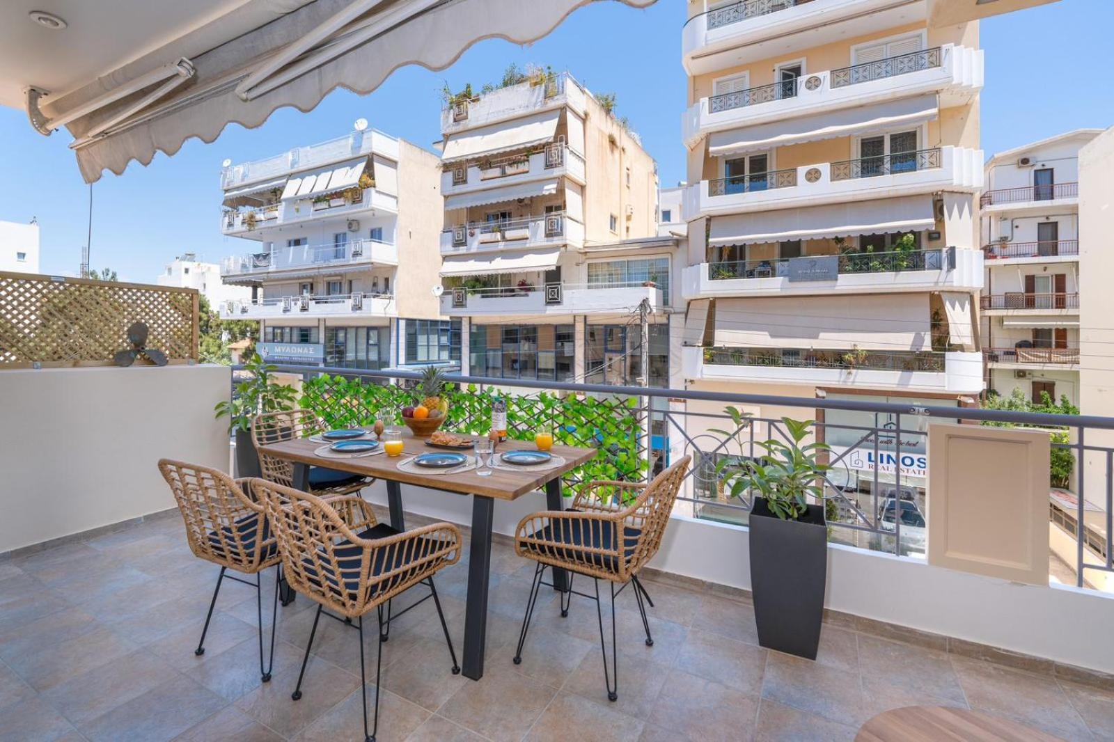 Luxurious Coastal Retreat In Central Glyfada Афіни Екстер'єр фото