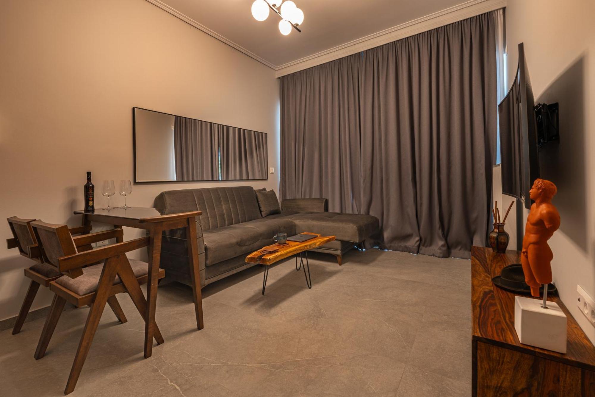 Luxurious Coastal Retreat In Central Glyfada Афіни Екстер'єр фото