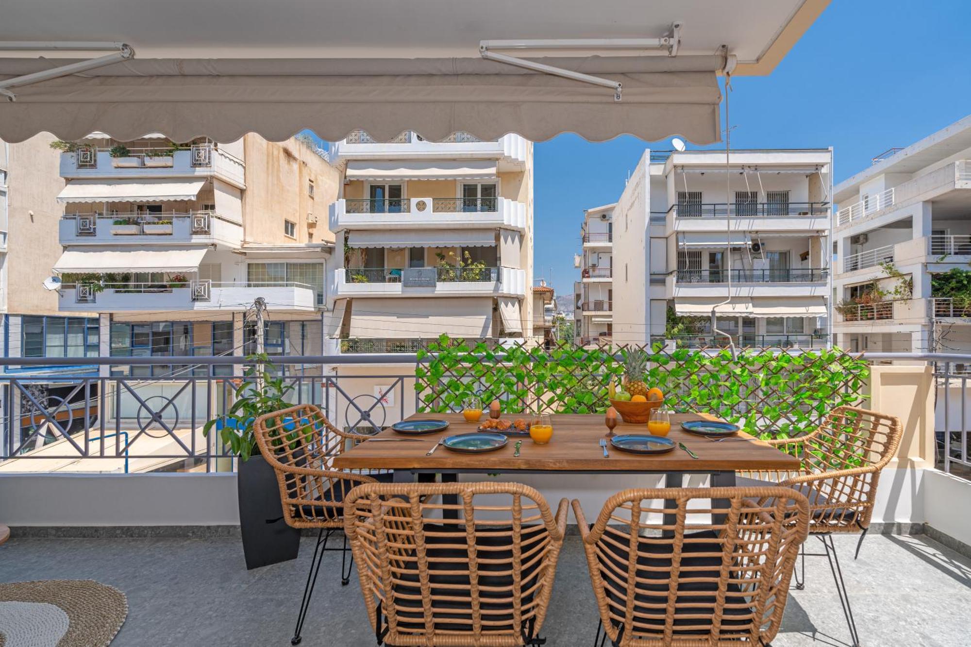 Luxurious Coastal Retreat In Central Glyfada Афіни Екстер'єр фото
