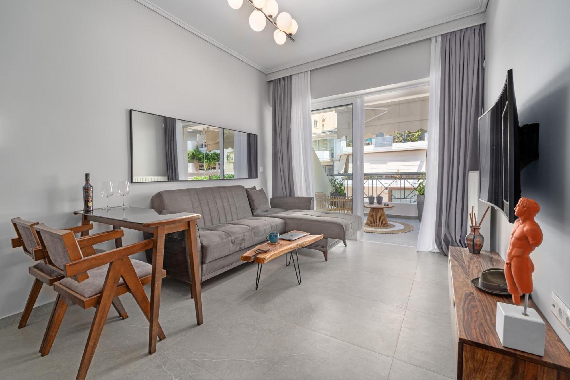 Luxurious Coastal Retreat In Central Glyfada Афіни Екстер'єр фото